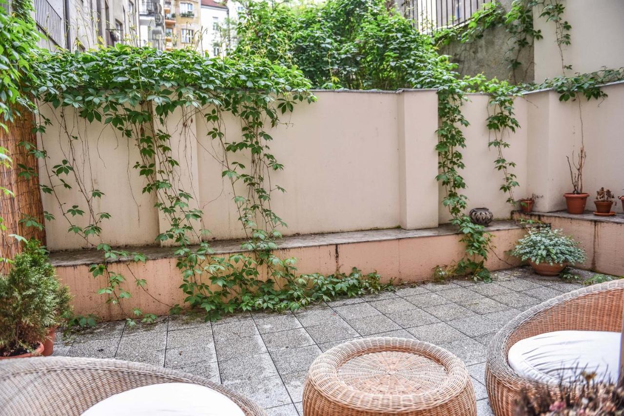 Quiet Apartment In The City Center With Own Terrace براغ المظهر الخارجي الصورة